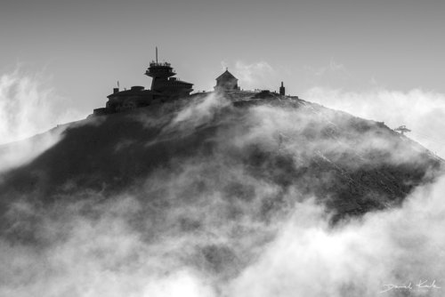 Śnieżka w chmurach